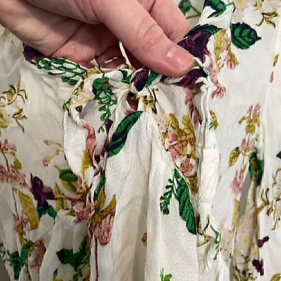 LUCKY BRAND Malia Peasant Top White Green Floral V-Neck Cutout Tie Long Sleeve - Picture 7 of 15